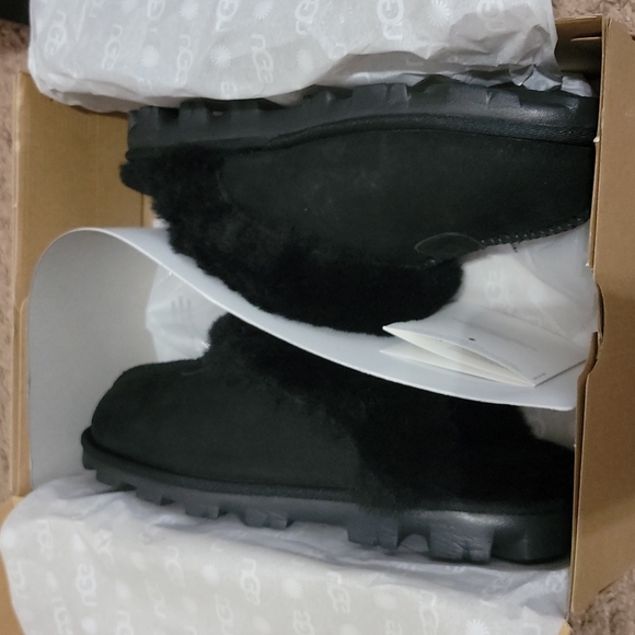 Ugg shearling slippers - Picture 3 of 5